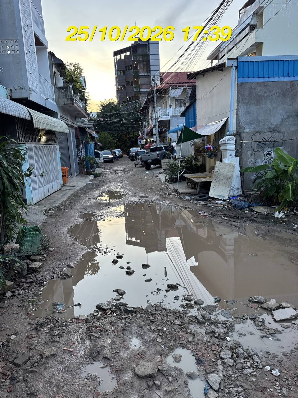 森速区金边新城路段路况恶劣 居民投诉修缮承诺未兑现