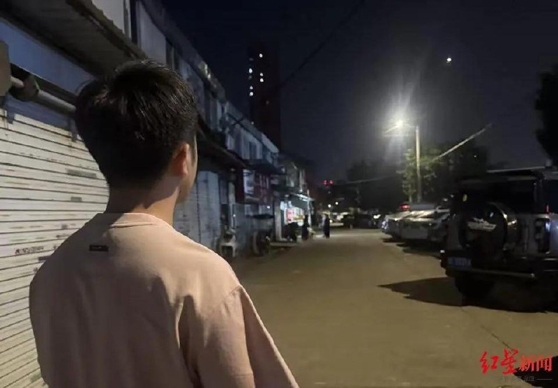 浙江男子张先生在服刑期间,发现其支付宝及银行卡内50余万元资