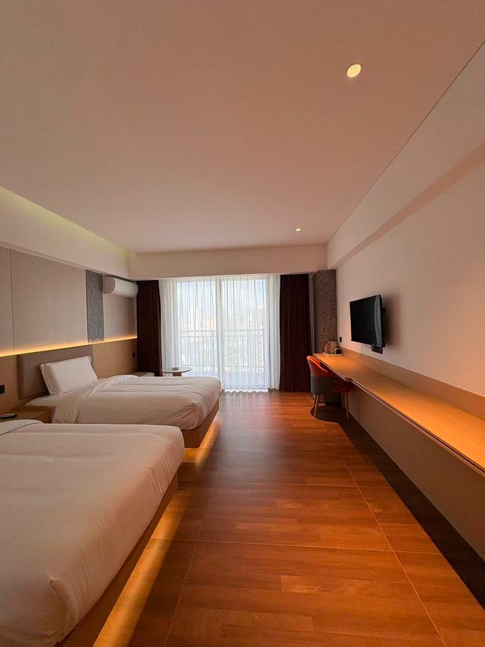 西港环海伟源大酒店招租 月租$350起