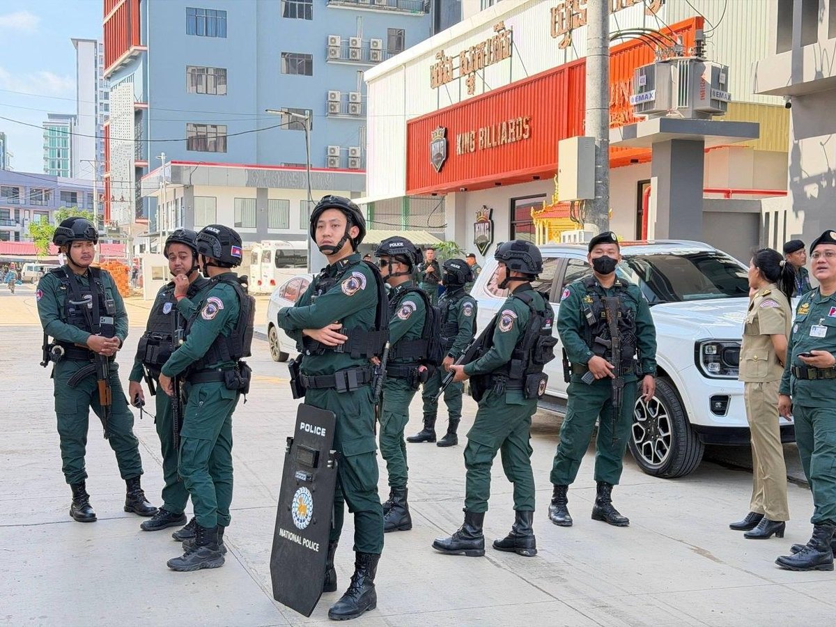 波贝突袭涉诈窝点抓获139人 包含130名印尼籍人员