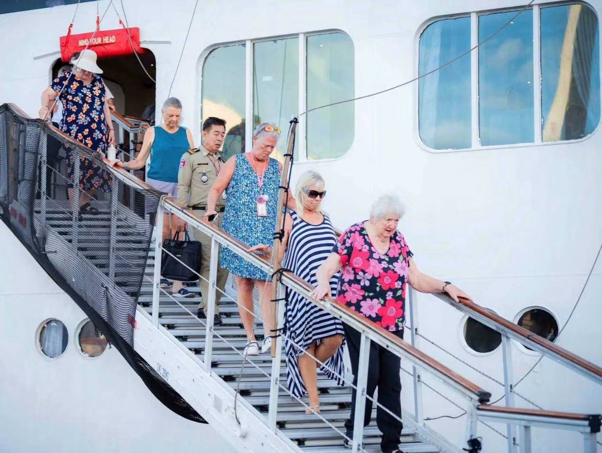 油价暴涨邮轮滞留西港 200名15国旅客获T签证