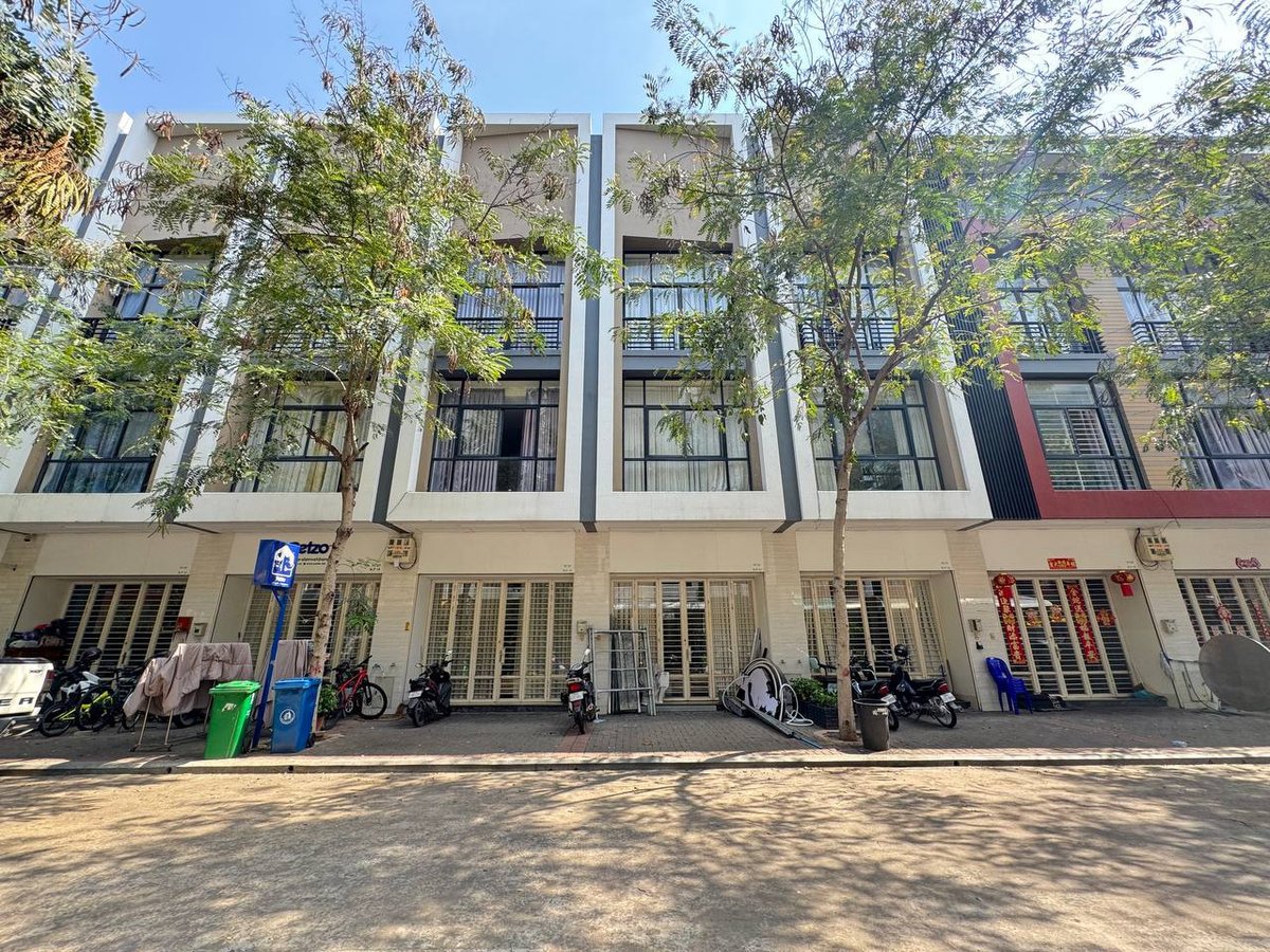 一号路炳发城小区店铺出租 月租$700可谈