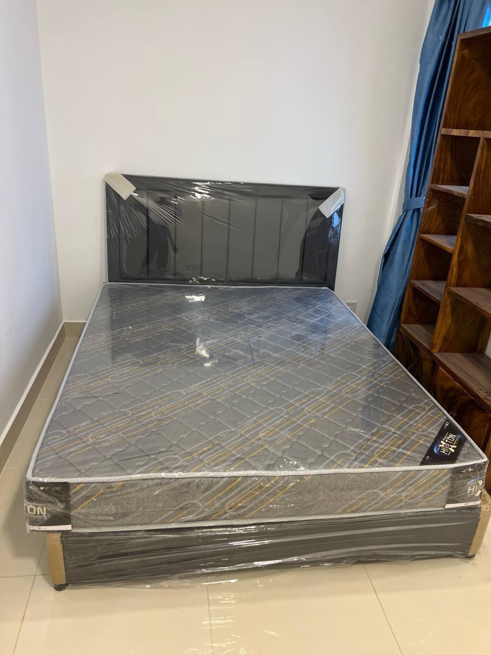 一号路炳发集团联排别墅招租 月租$1100 7房8卫