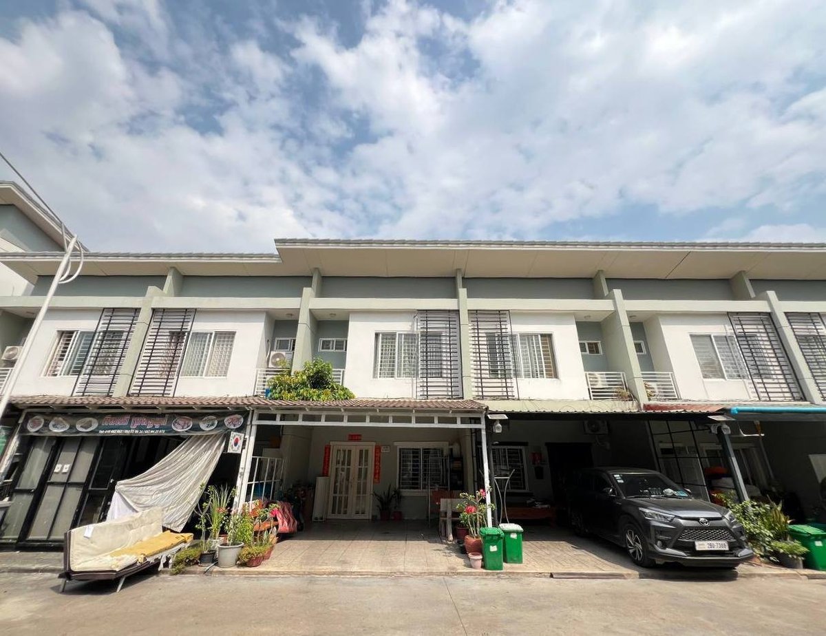 1号公路炳发集团联排别墅出租 月租$400