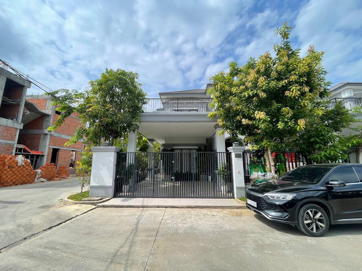 金边新机场(德崇国际机场)附近HN小区放出一栋独栋别墅整租,