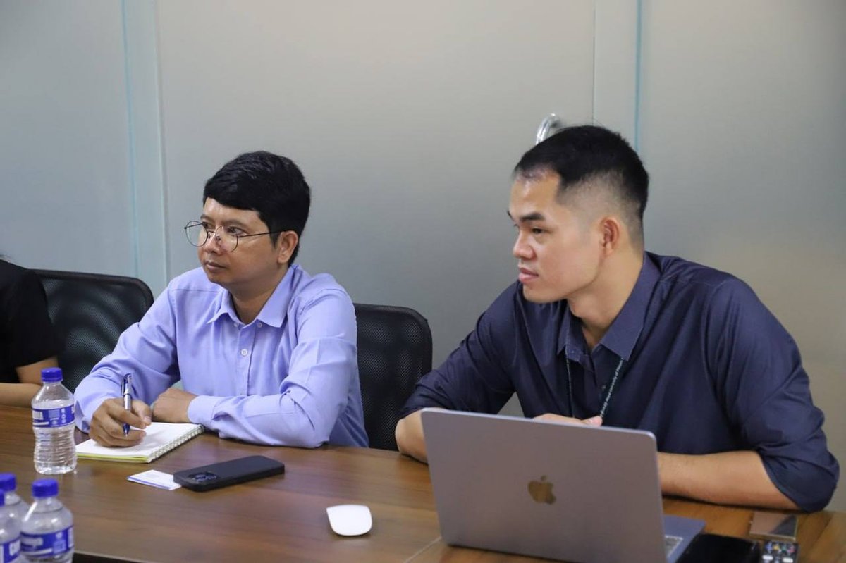 皇家金边大学与美国密苏里大学探讨联合学位合作