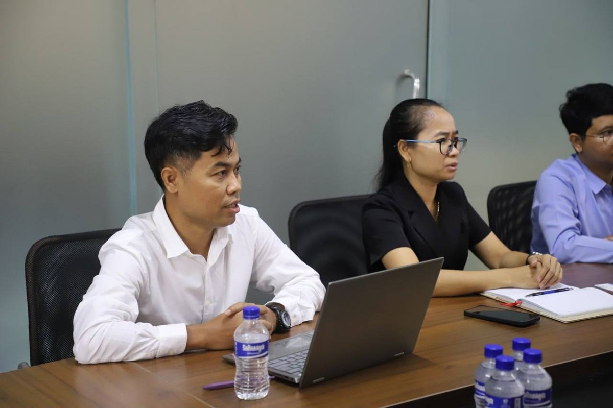 皇家金边大学与美国密苏里大学探讨联合学位合作