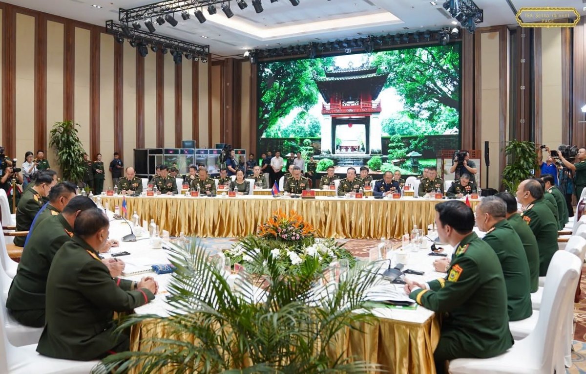 柬埔寨国防部部长狄西哈率团出席柬老越三国国防部长年度会议,三