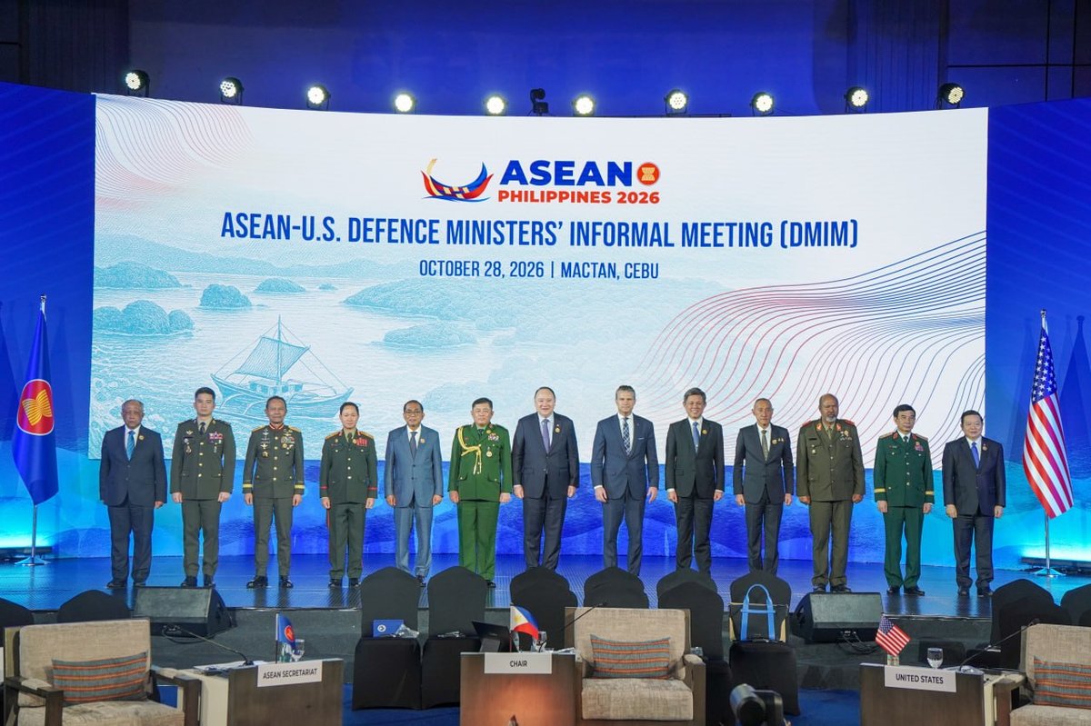 柬埔寨国防部出席东盟美国防长会议 11国代表聚首