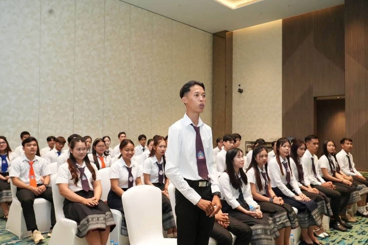 国防部国务秘书赴老挝 慰问柬籍军校学员与留学生