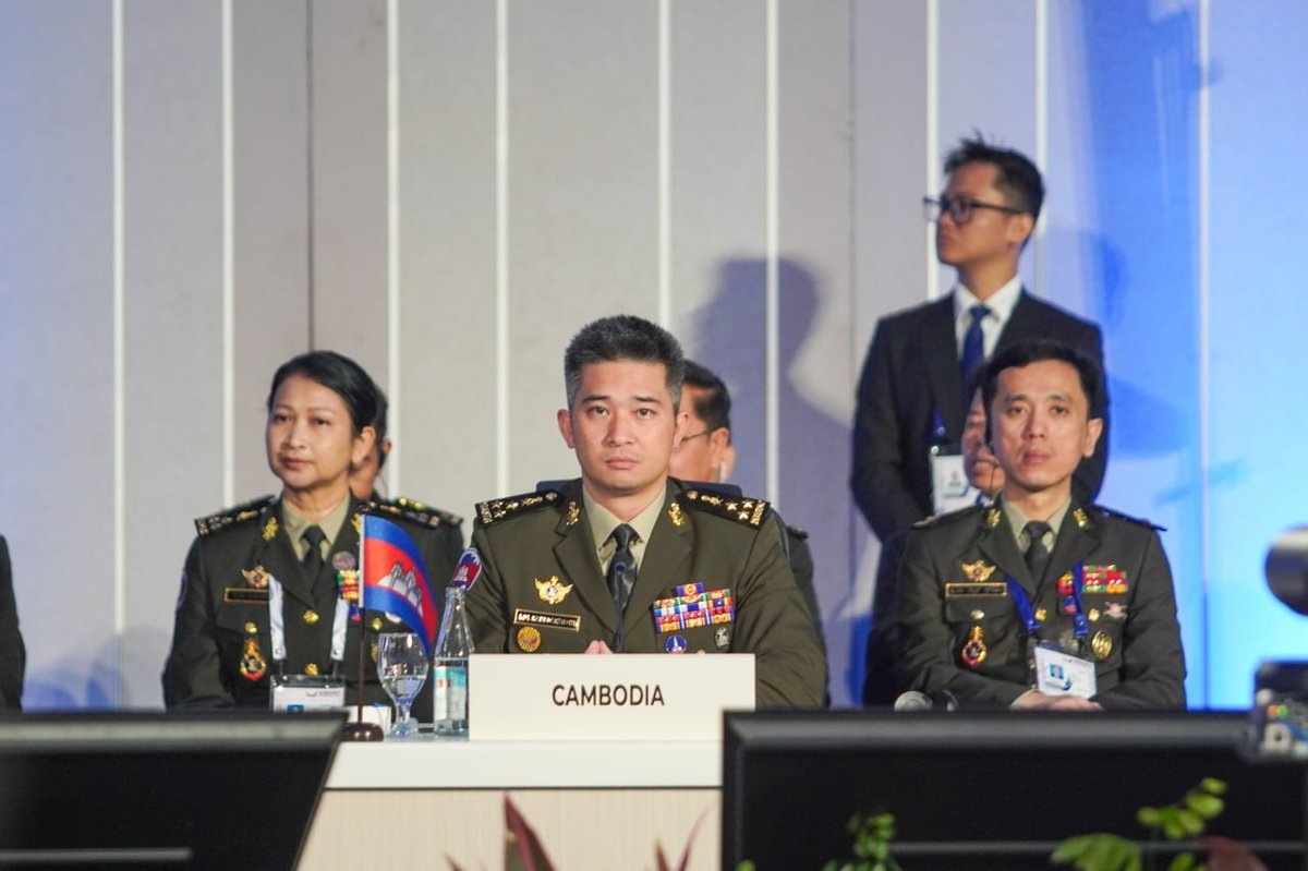 国防部代表团赴马尼拉 出席东盟防长扩大会