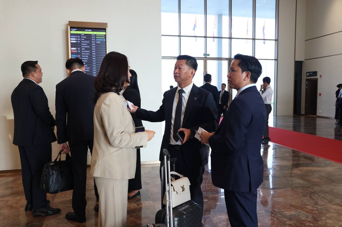 柬埔寨勋爵协会随洪玛奈出访中亚及土耳其