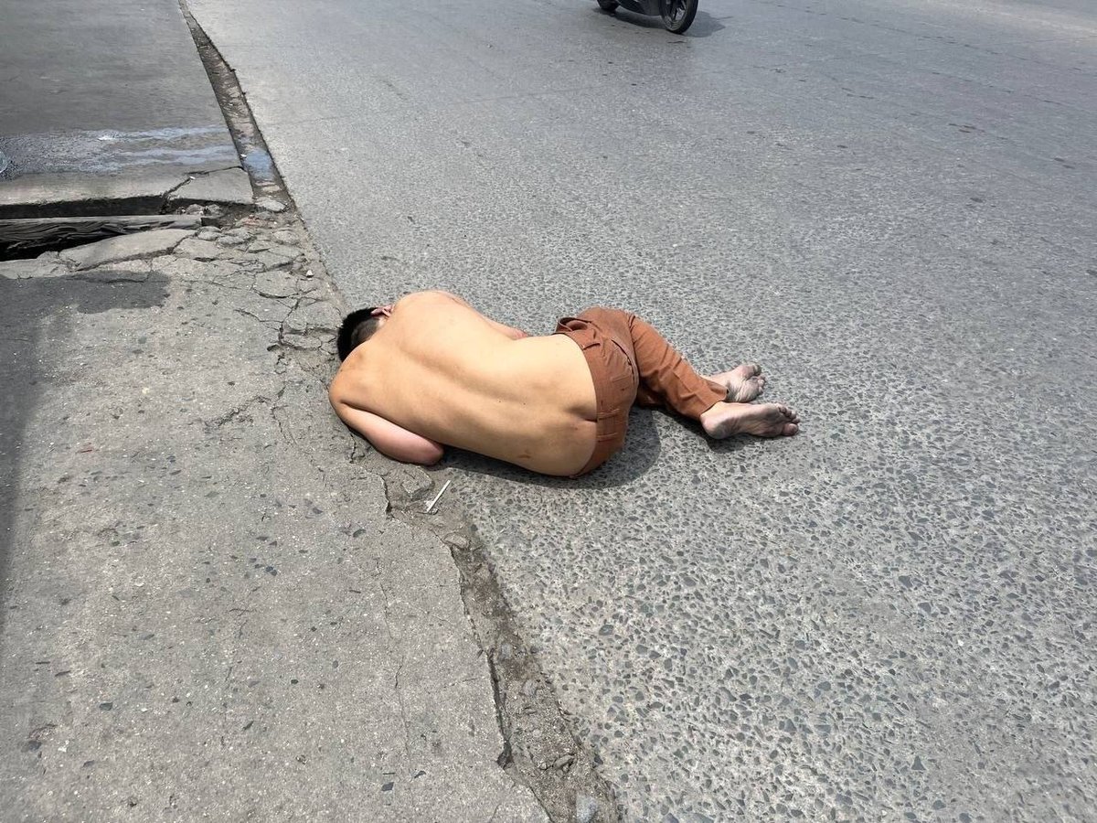 金边棉芷区发现一名疑似被遗弃中国籍男子