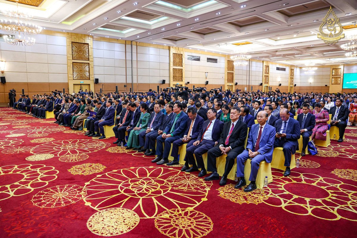 柬埔寨勋爵协会出席中小企业发展战略发布会