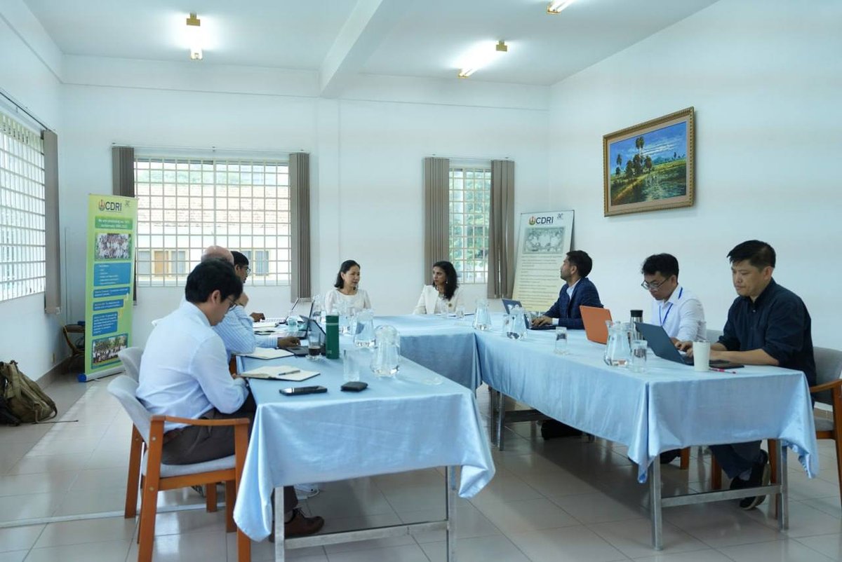 柬埔寨发展研究中心（CDRI）与亚洲开发银行（ADB）于9月