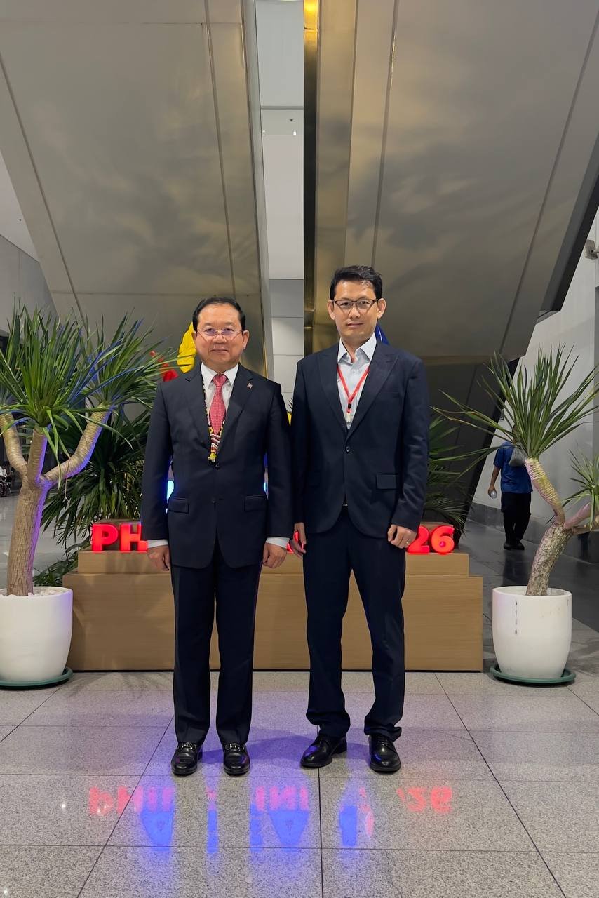卫生部长秦拉率团赴菲律宾出席世卫区域会议