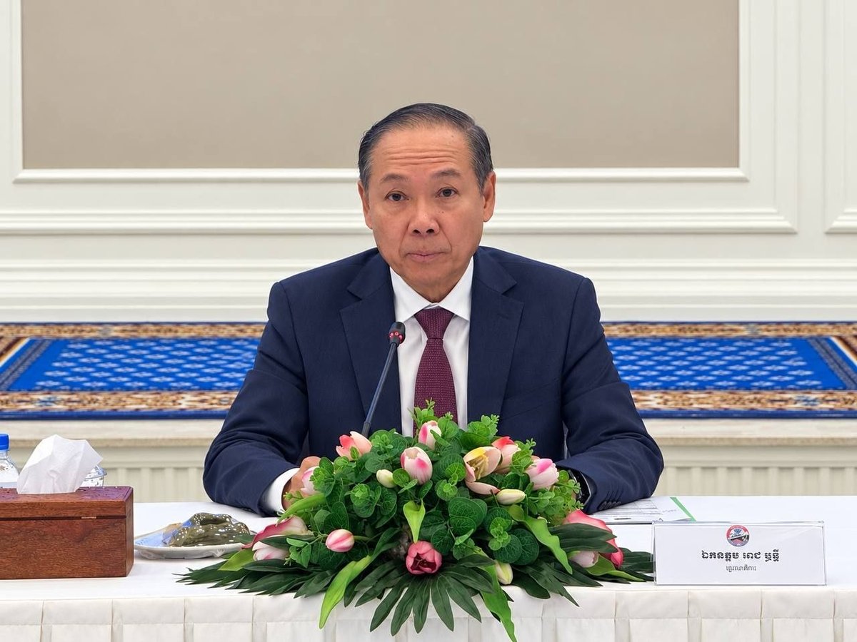 柬埔寨卫生部官员参加第三届贸易政策研讨会