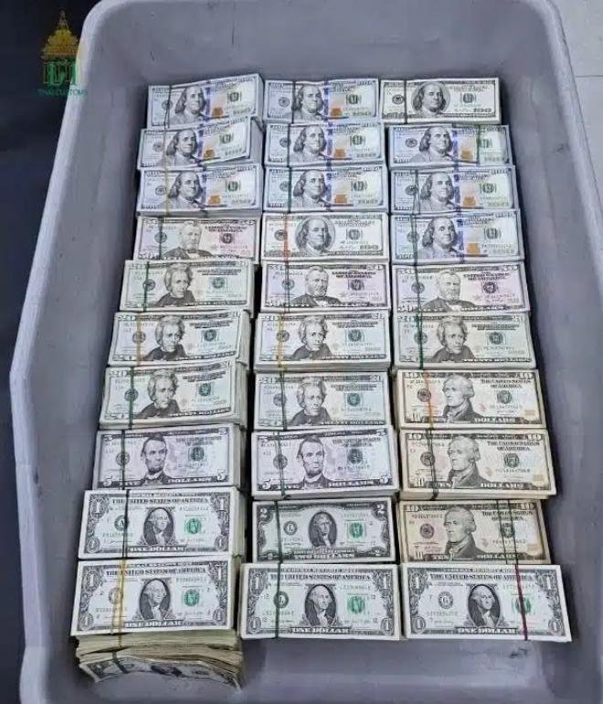 曼谷机场查获170万美元未申报现金 涉案外籍旅客被捕