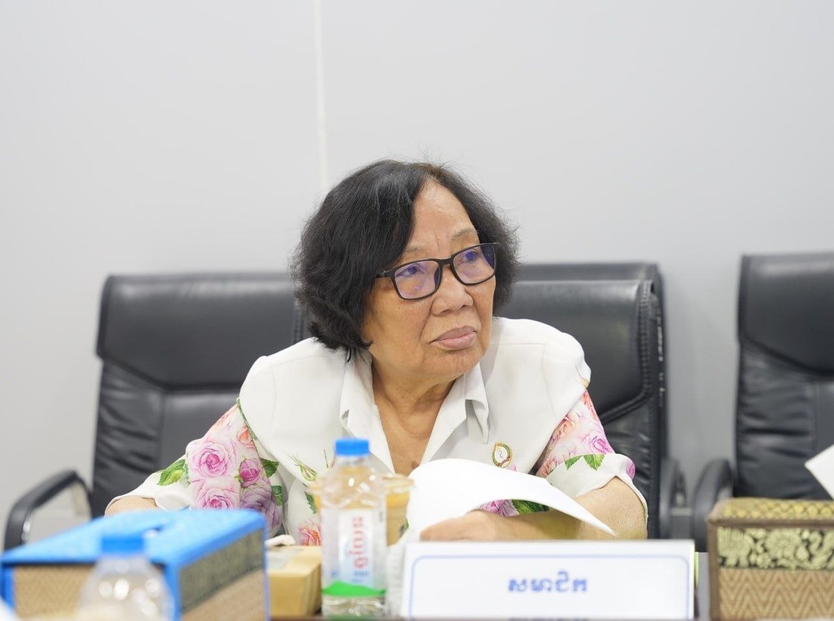 波翁东医院理事会审议二季度收支 卫生部主持