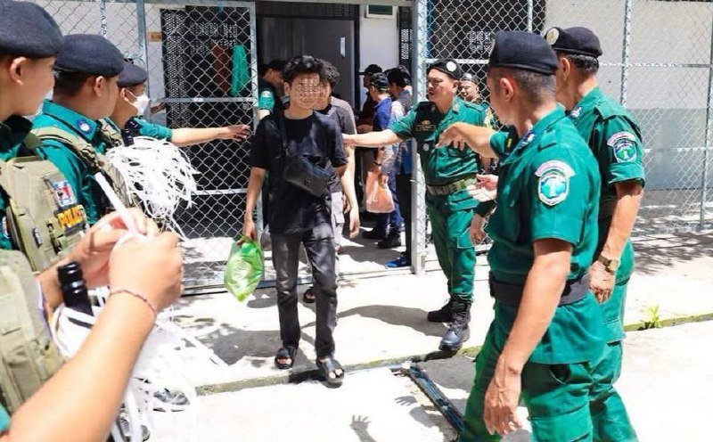 175名印尼籍涉诈人员被驱逐出境 经德崇国际机场离境