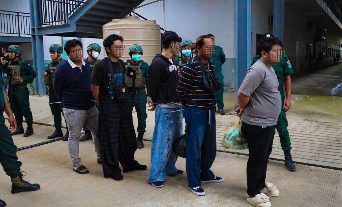 175名印尼籍涉诈人员被驱逐出境 经德崇国际机场离境