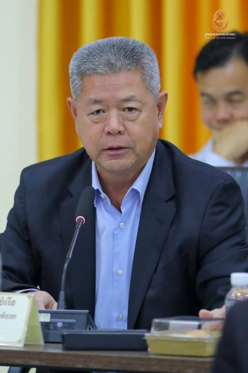 洪玛尼主持公共行政改革会议 推进基层官员评估
