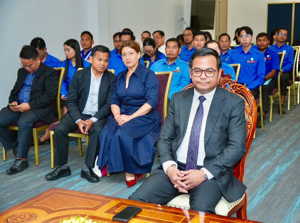 柬埔寨司法部官员获国际调解协会认证