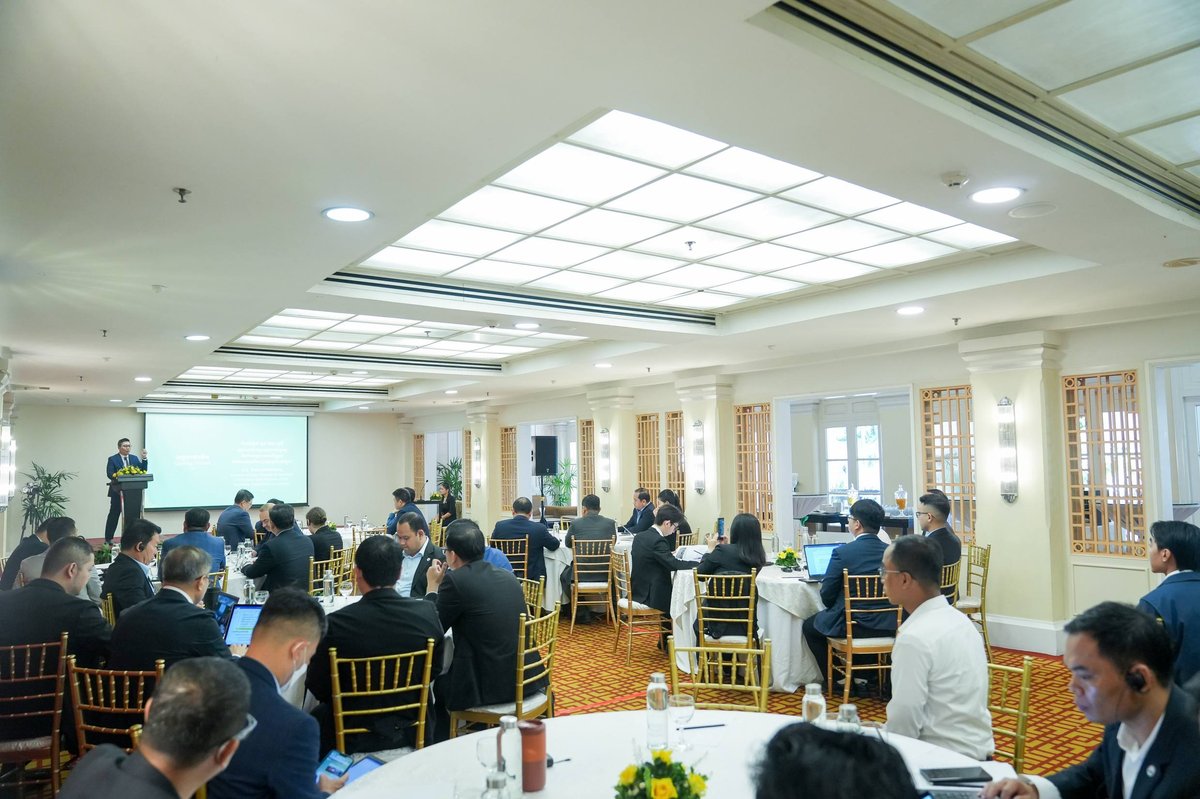 柬埔寨司法部官员参加关于国家竞争政策制定基础的研讨会,旨在完