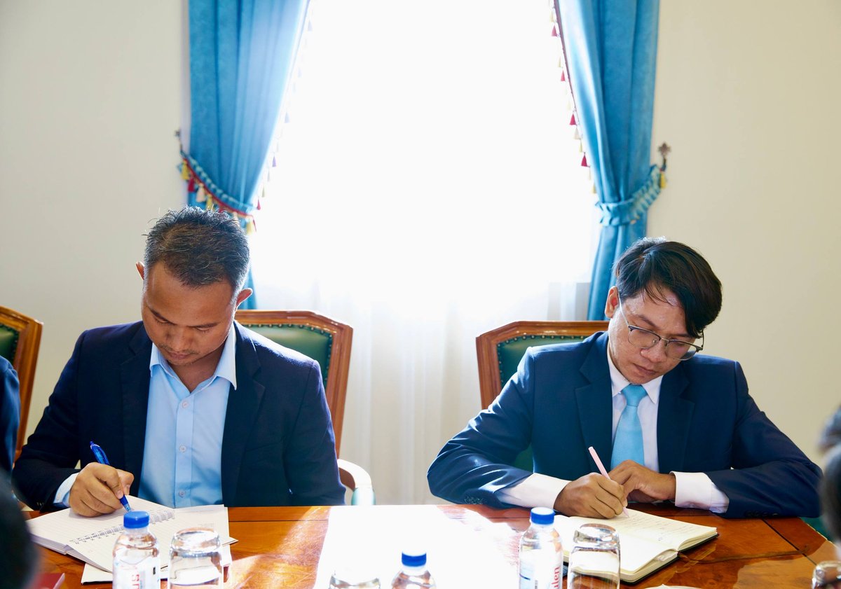 柬埔寨司法大臣会见IMF代表团 商讨反洗钱评估