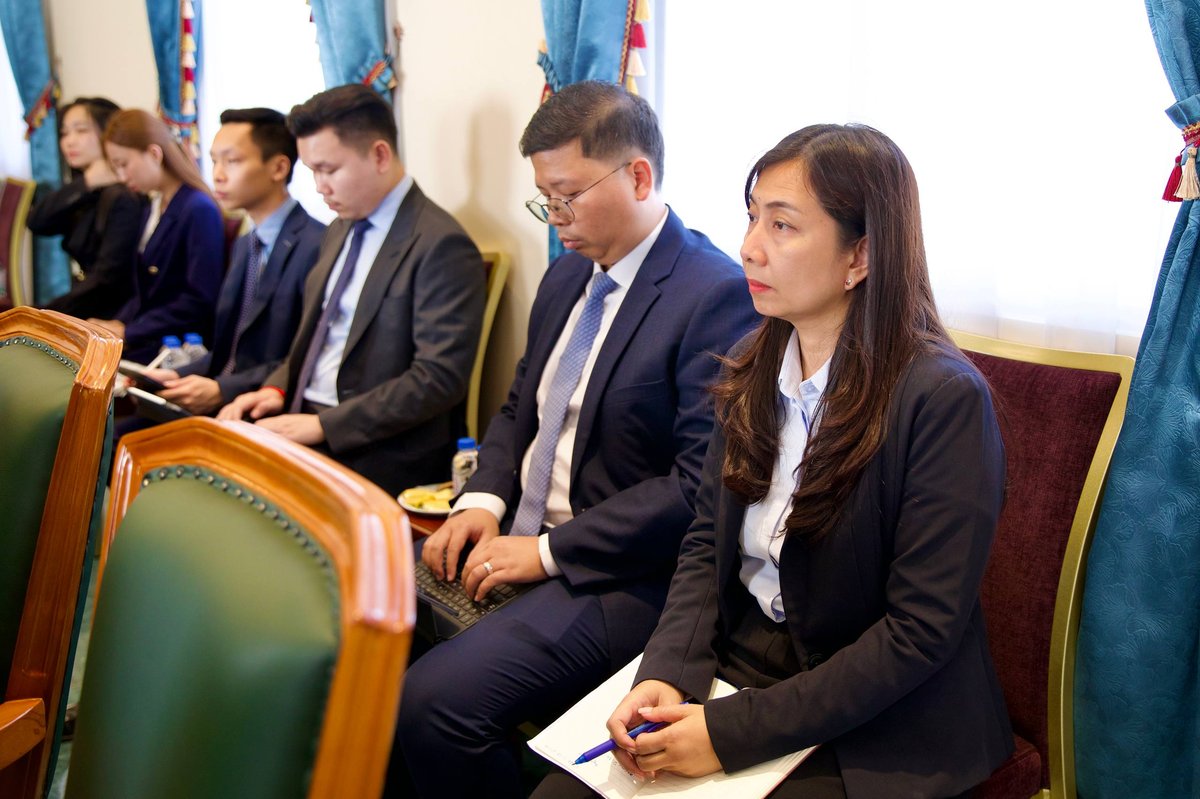 柬埔寨司法大臣会见IMF代表团 商讨反洗钱评估