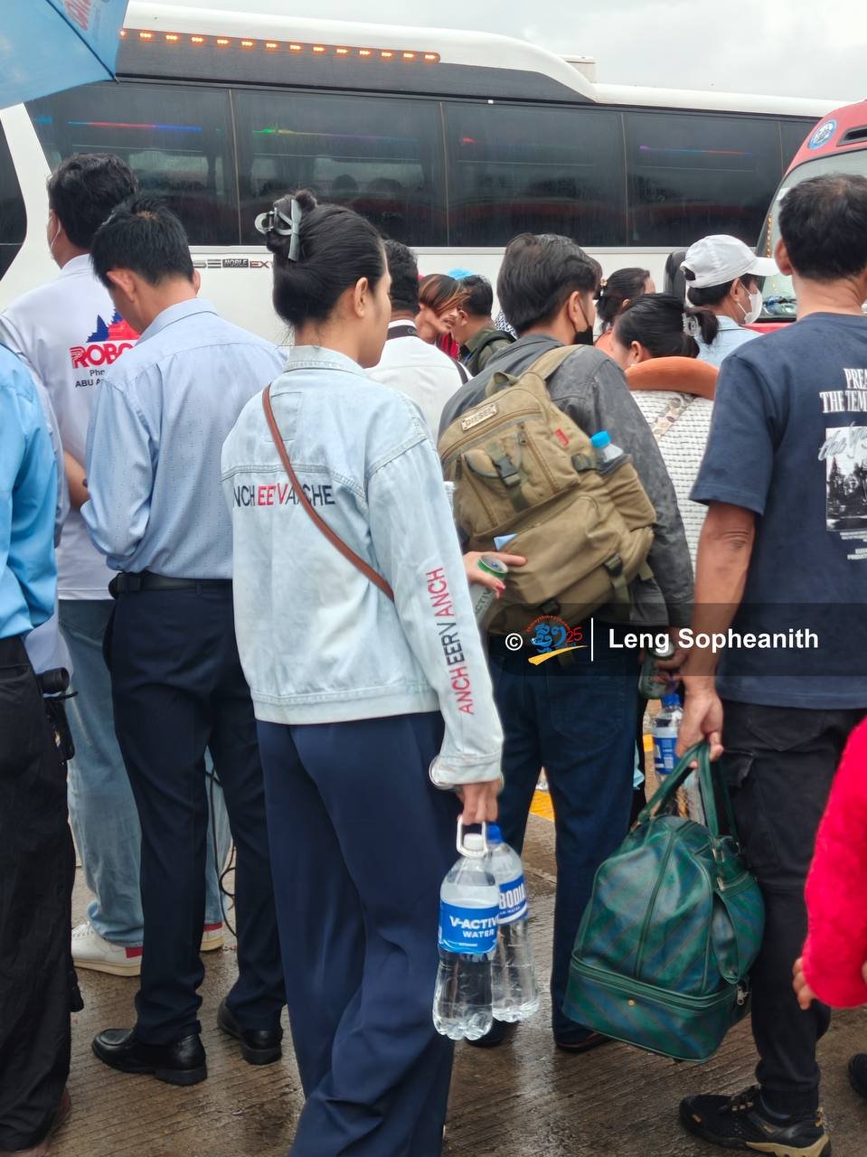 金边市政府提供免费返乡巴士 助力民众欢度亡人节