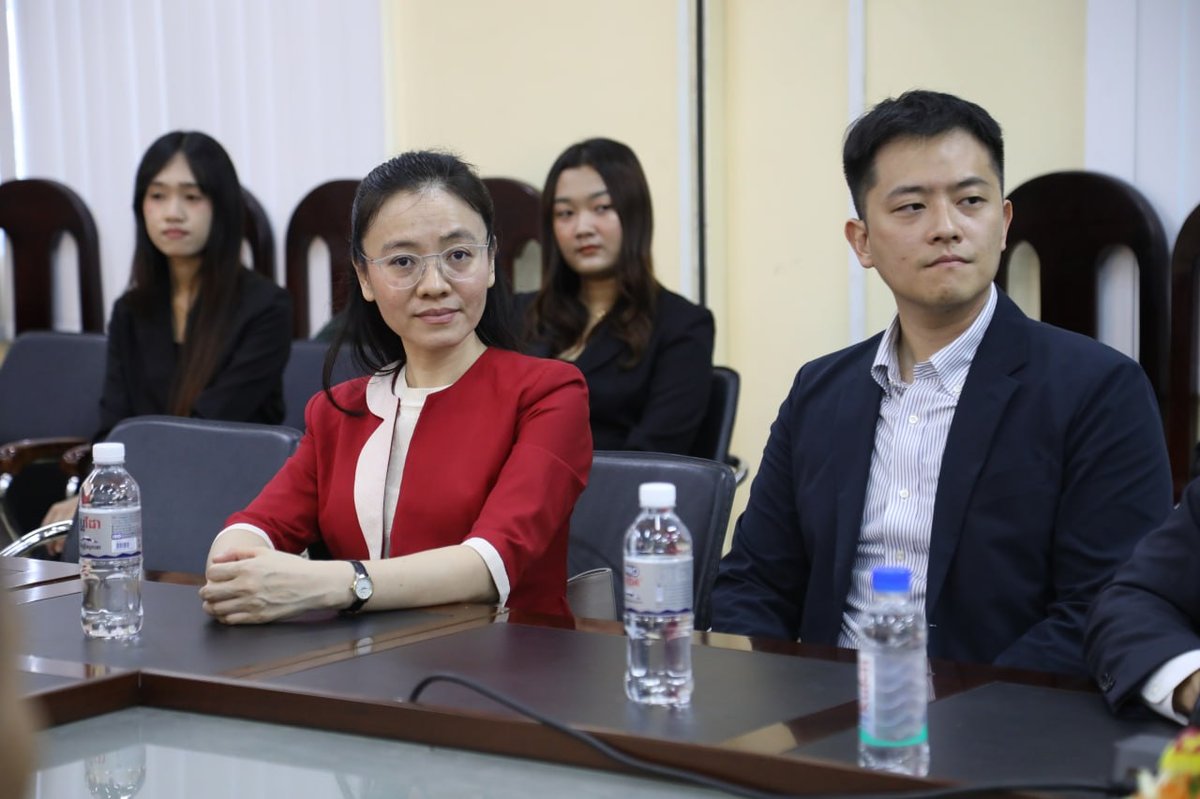 阿姆瑞特小贷签约教育部 连3年赞助读书日书展