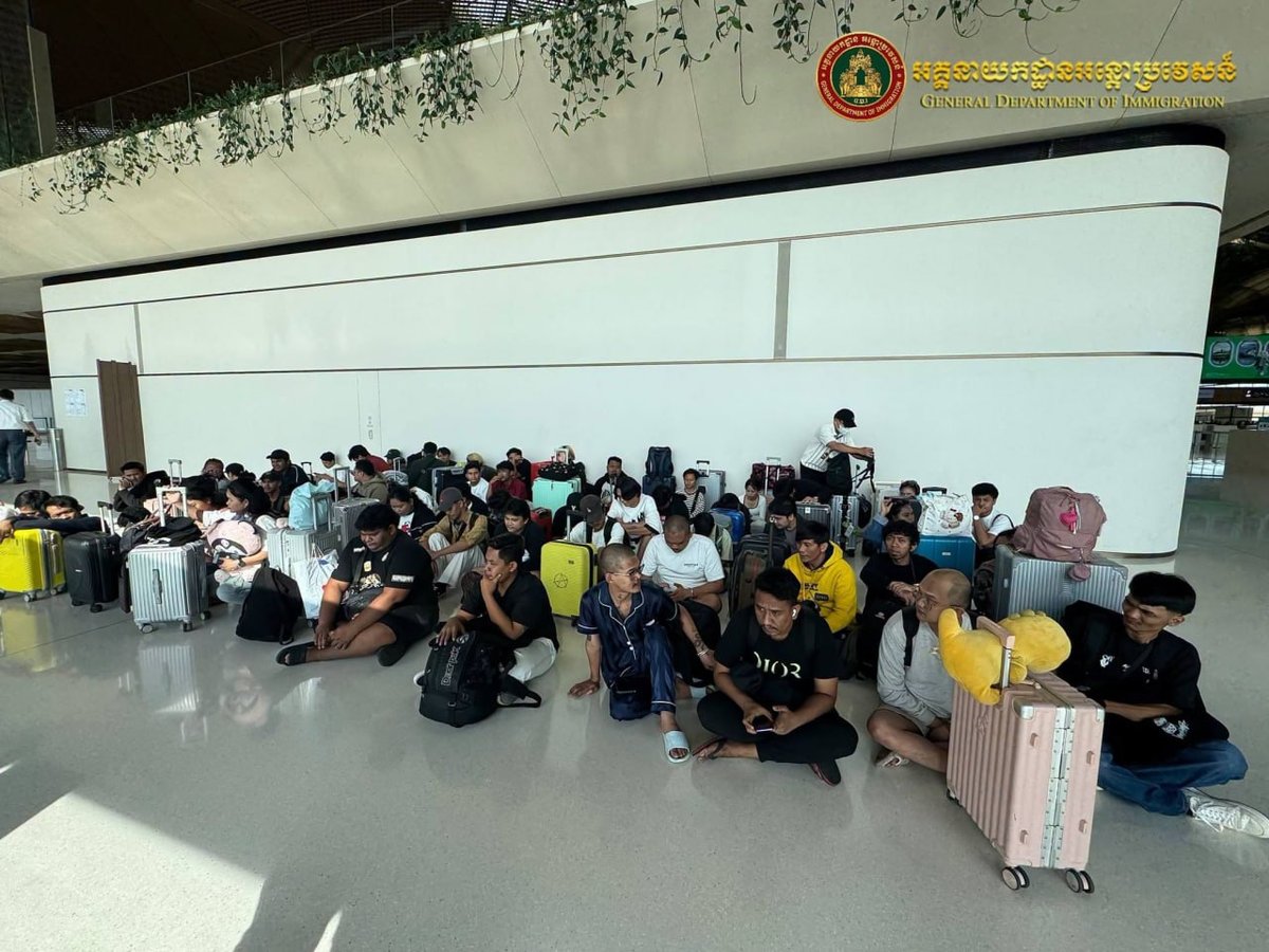 72名印尼人涉网诈被驱逐 德崇机场遣返