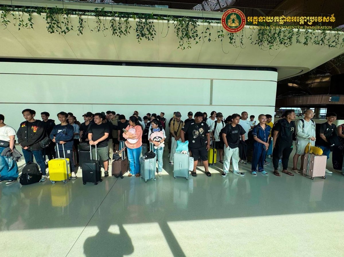 72名印尼人涉网诈被驱逐 德崇机场遣返