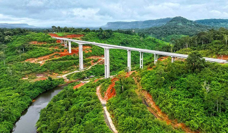 洪玛奈主持10号公路通车 菩萨省交通网络升级