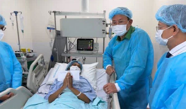 柬埔寨首例肾移植手术成功 洪森表示祝贺