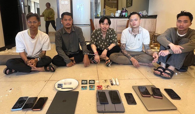 金边某公寓突击检查 5人涉毒被捕