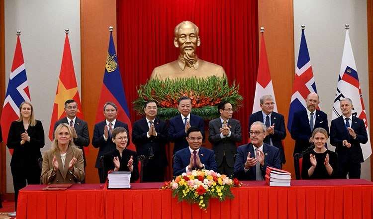 越南与四国签署自贸协定 应对全球贸易变局