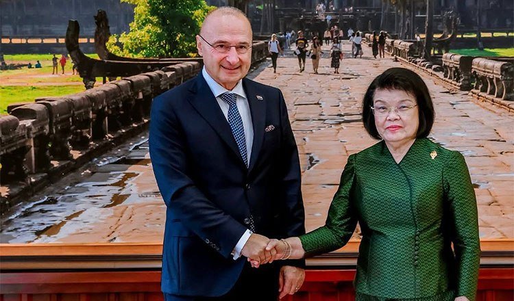 柬埔寨重申通过和平机制解决边境争端