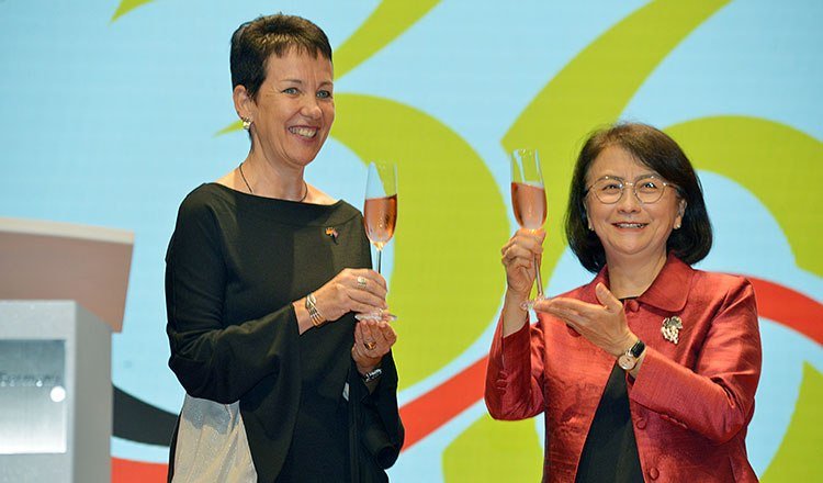 柬德庆祝统一日 重申深化外交与经济合作