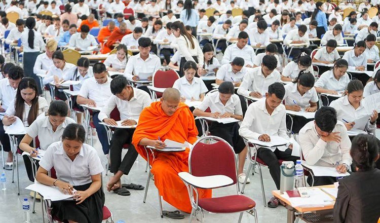 洪玛尼督考教师招聘 2844岗位2万人竞考